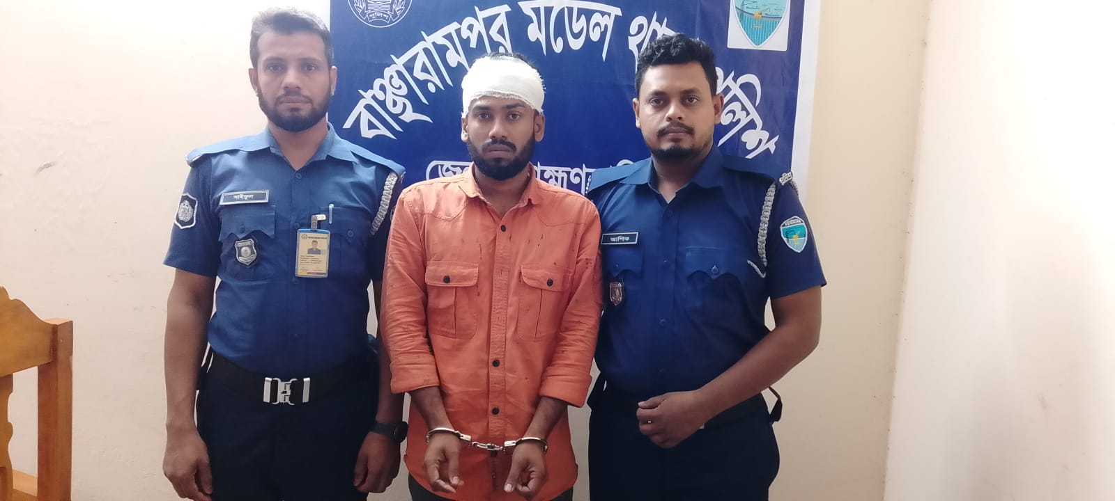 বাঞ্ছারামপুরে সড়ক দুর্ঘটনায় প্রাণ গেল বৃদ্ধের—পিকআপ চালক আটক, মামলা দায়ের